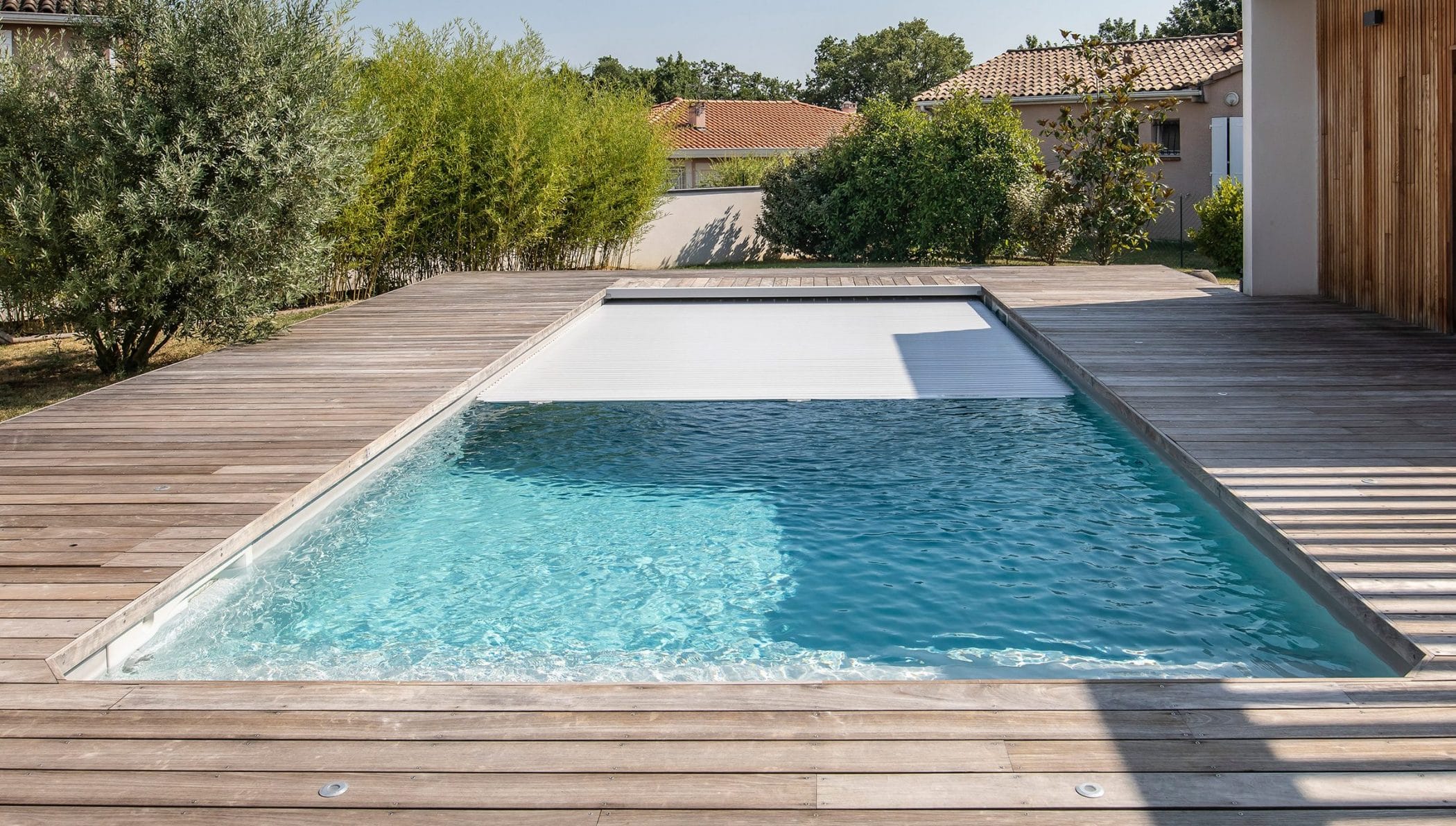 Piscine avec volet immergé MAGIguard-X